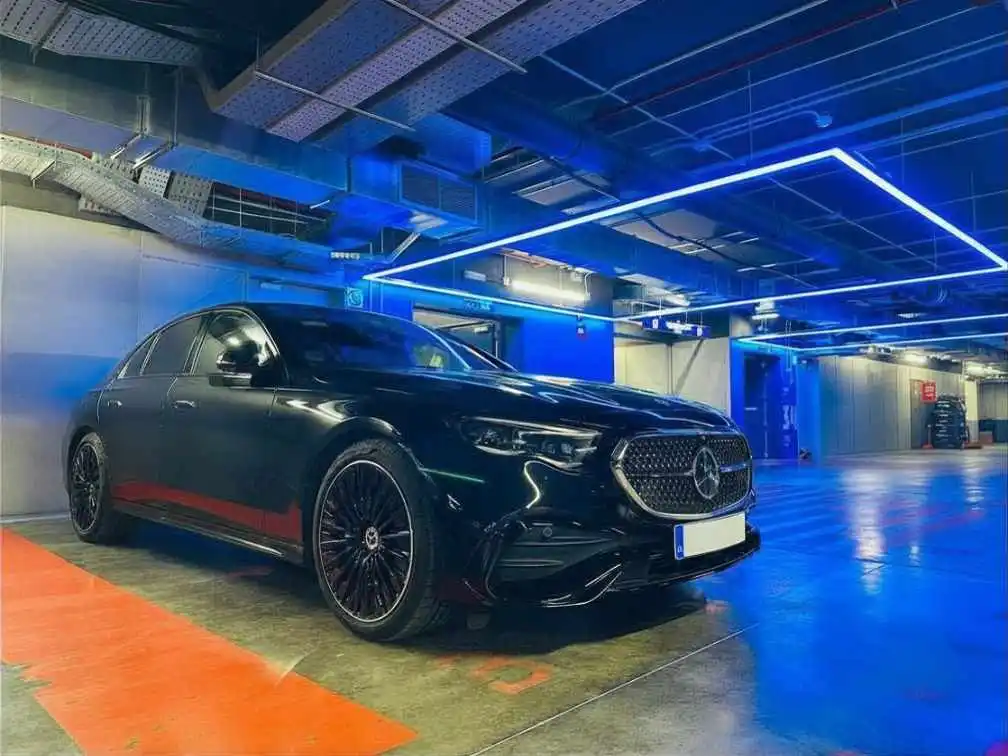 Alquilar un mercedes clase e en Madrid 